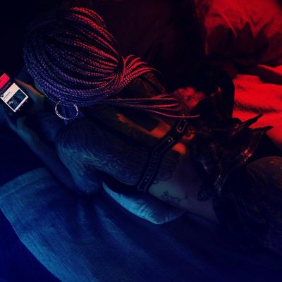 Z世代に急増するスマホ不眠|自律神経を整えて美肌を守る5つのルール