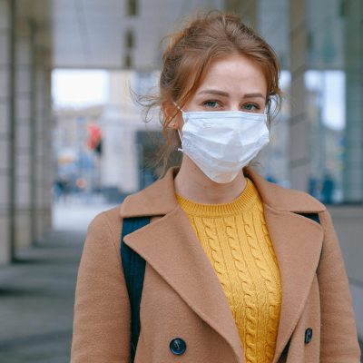 マスクによるたるみや顔コリの原因と改善法｜表情筋ケア×ヘッドスパで美顔習慣